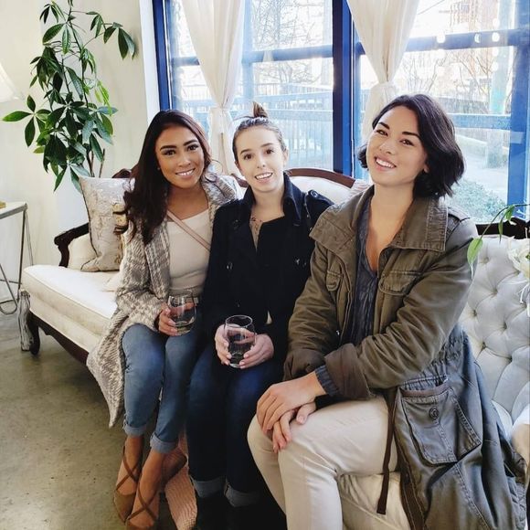 Meet your Posher, Ella - Picture 1 of 1